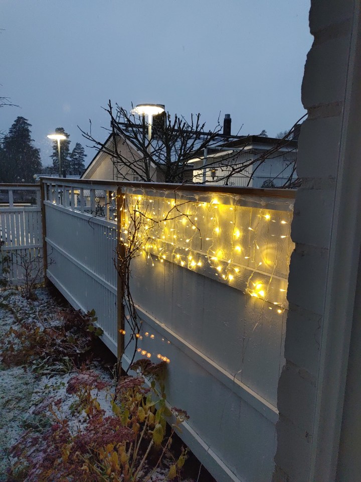 Hiljaisuutta valkoisen vaipan&nbsp;alla